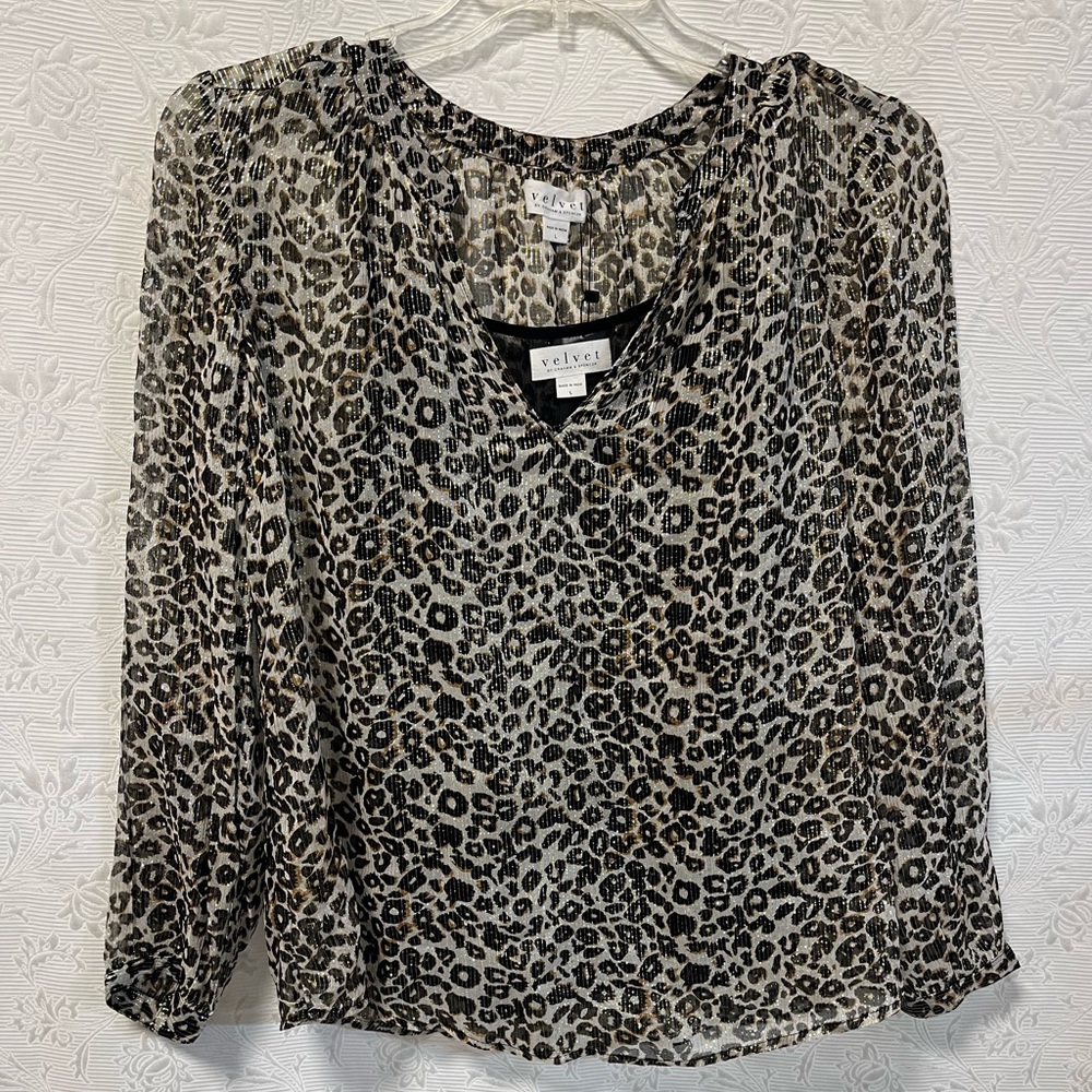 NWT Velvet Peyton Leopard Print Blouse L